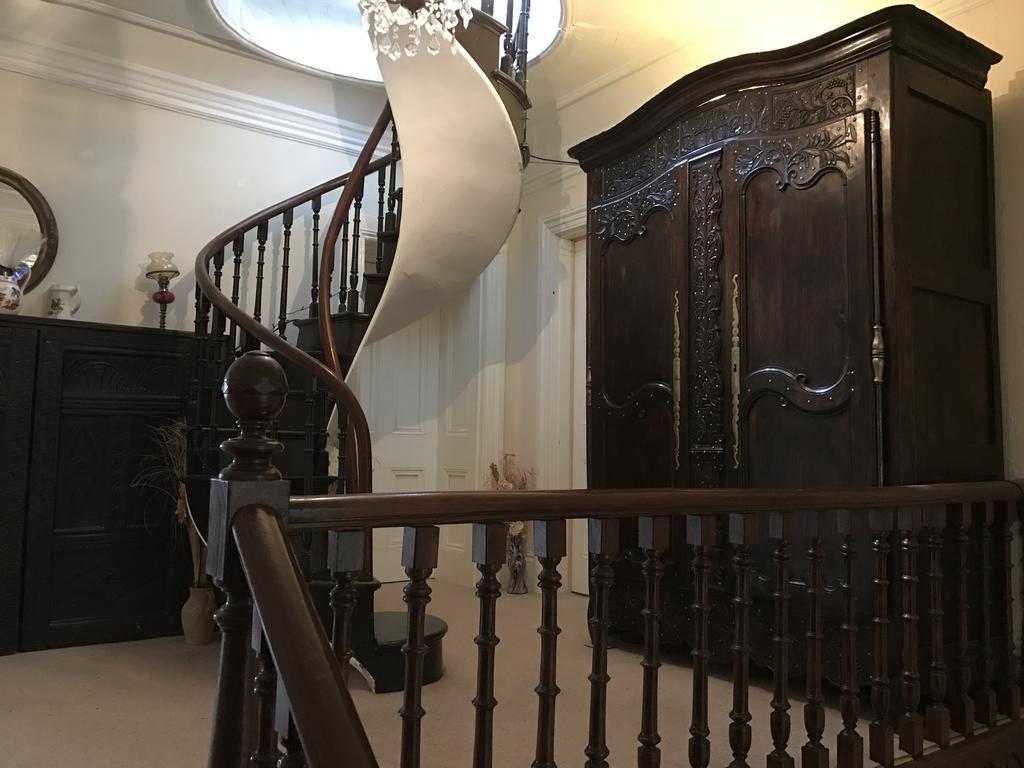 The Priory B&B Whitchurch  ภายนอก รูปภาพ