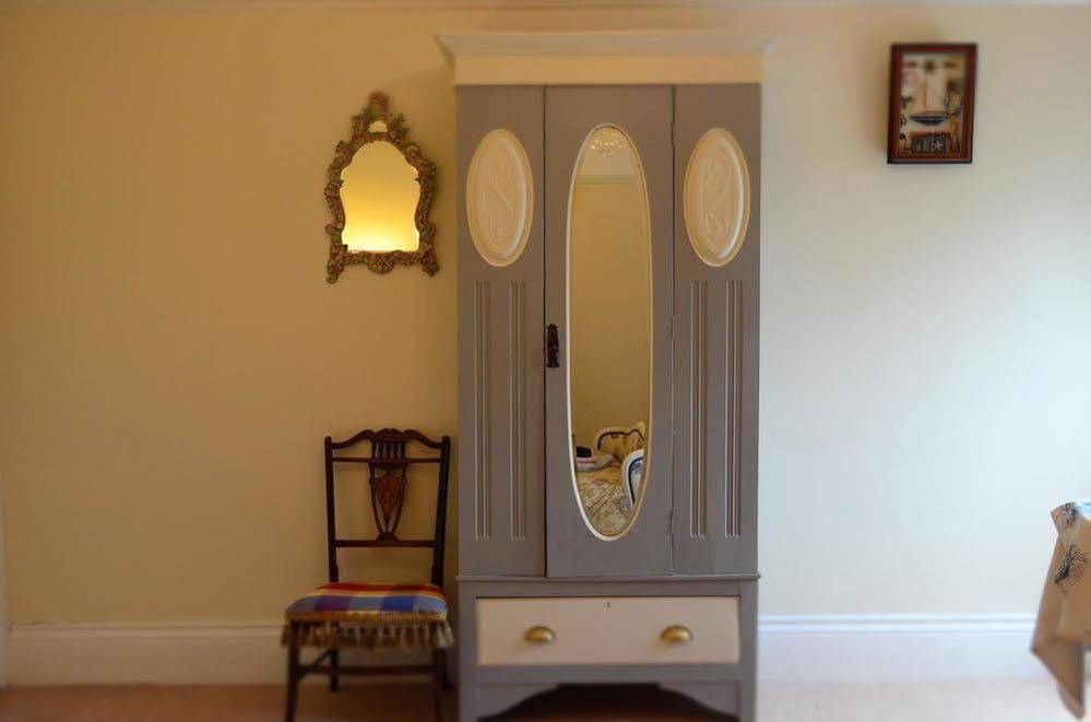 The Priory B&B Whitchurch  ภายนอก รูปภาพ