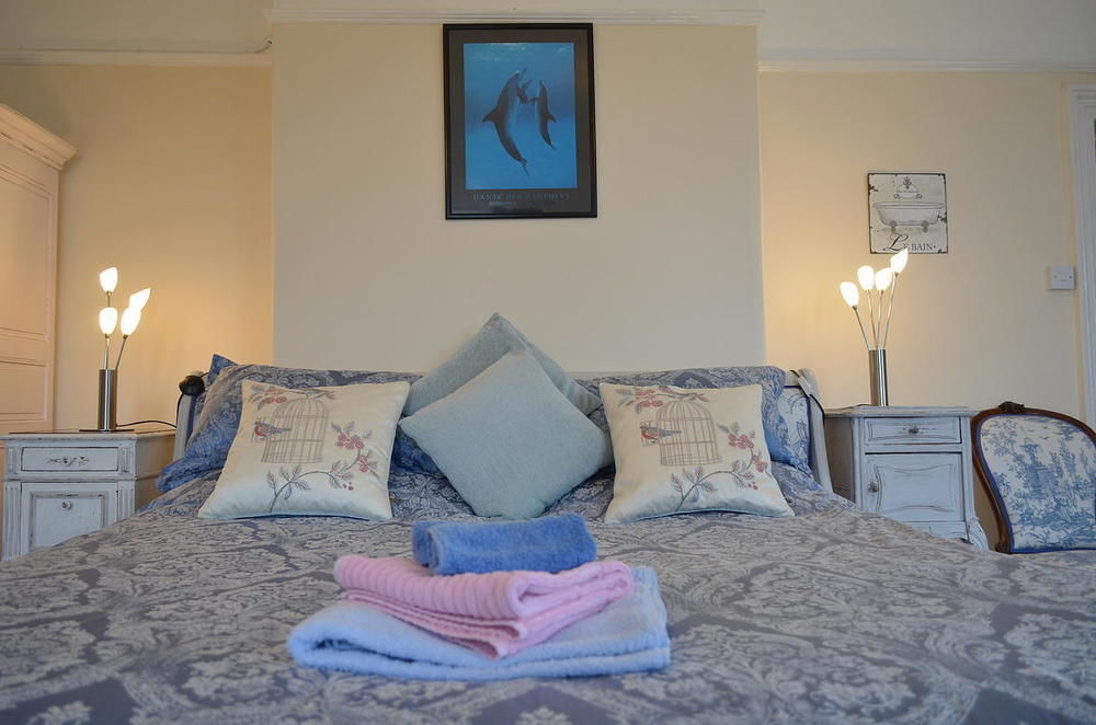 The Priory B&B Whitchurch  ภายนอก รูปภาพ