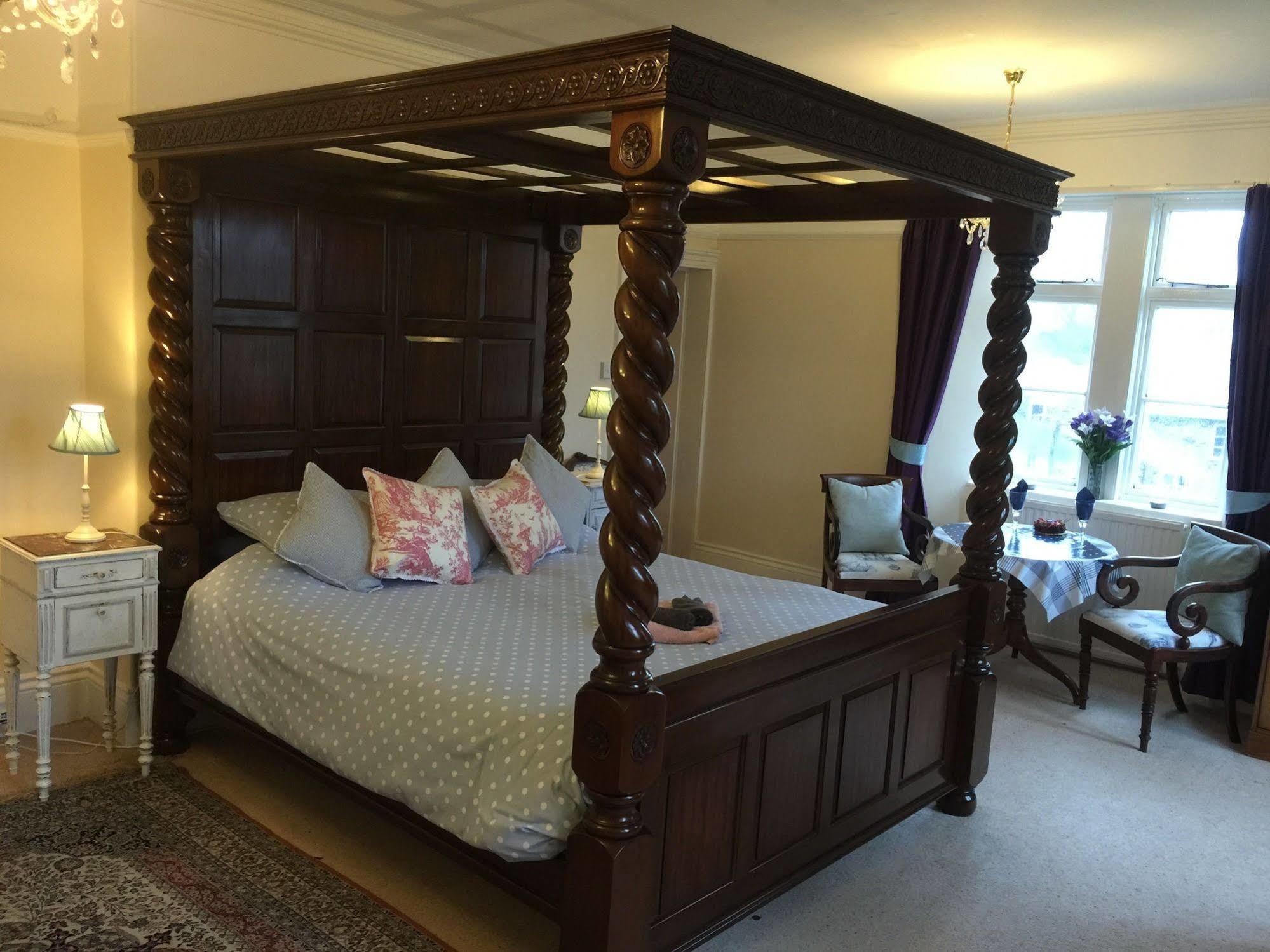 The Priory B&B Whitchurch  ภายนอก รูปภาพ