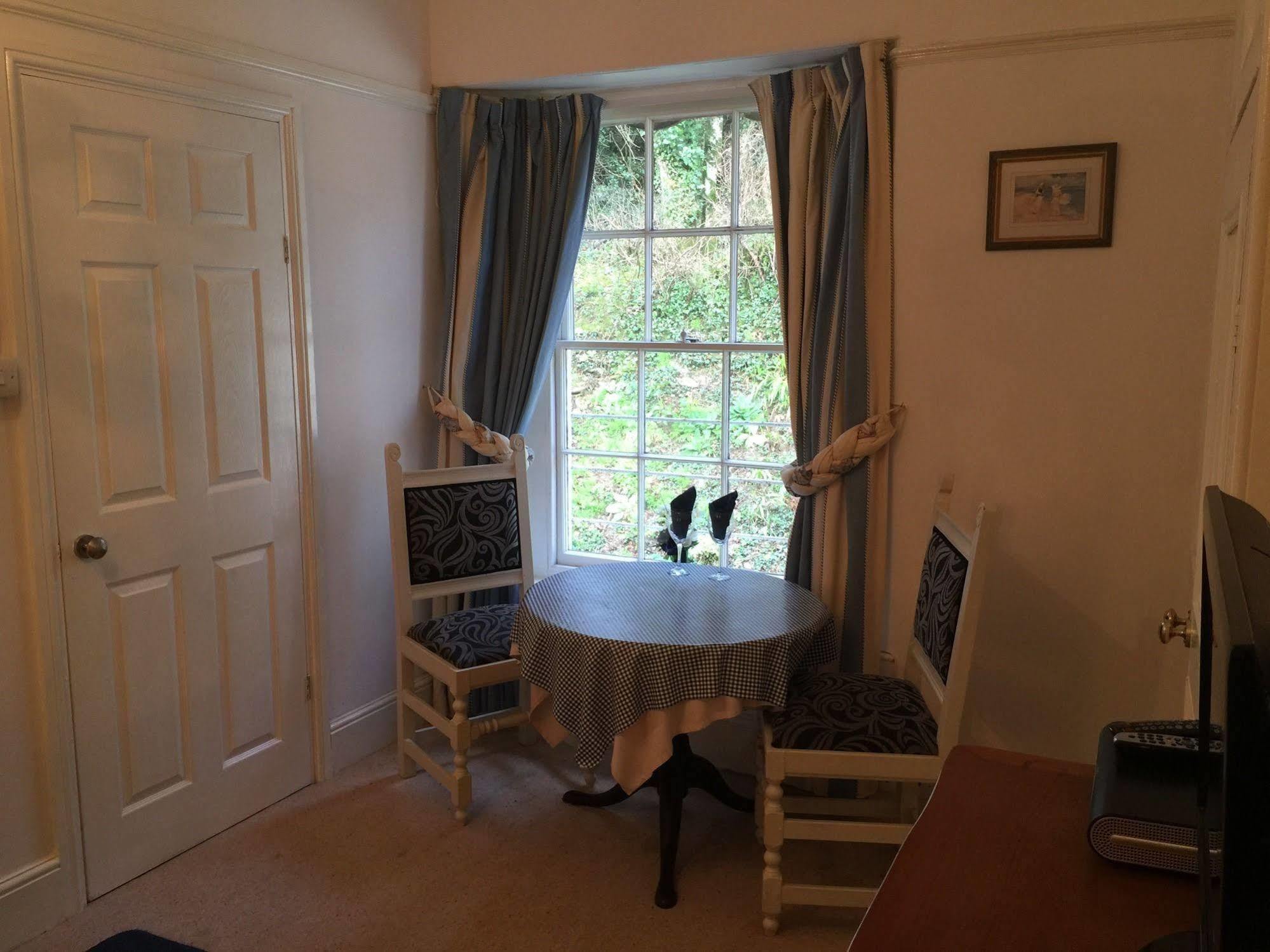 The Priory B&B Whitchurch  ภายนอก รูปภาพ